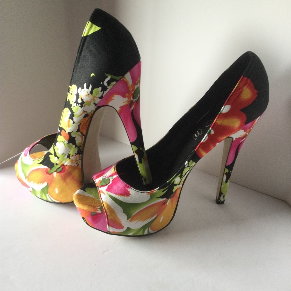Aldo size 37 platform heels floral genuine leather - Picture 6 of 9
